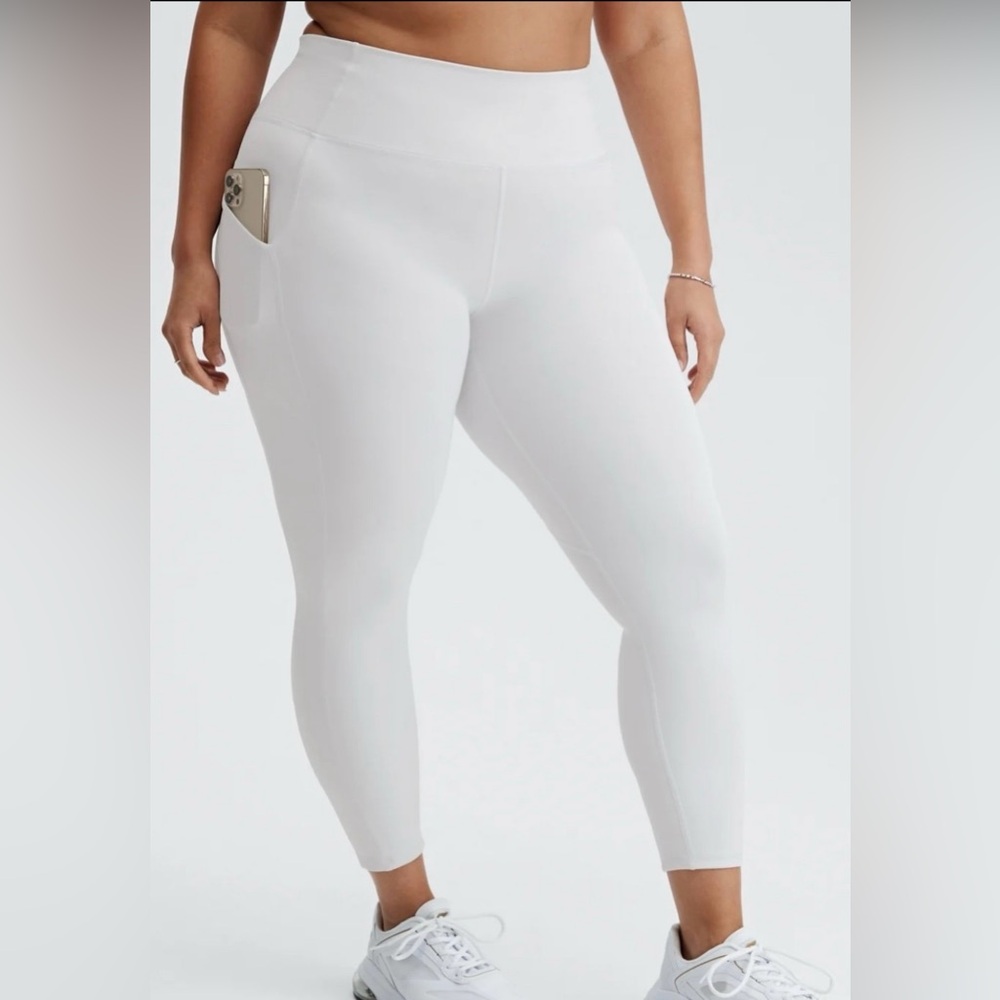 Fabletics Oasis Pure Luxe High Waist 7/8 Leggings
